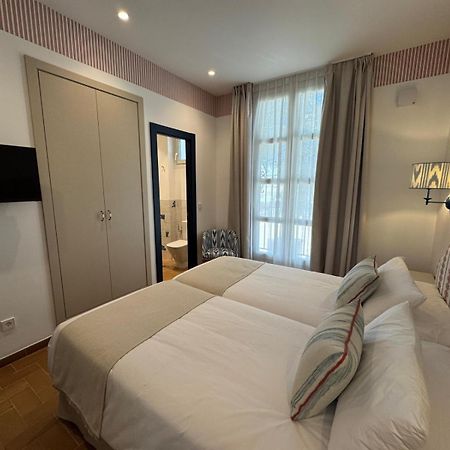 Hotel Toruno Del Rocio Bagian luar foto