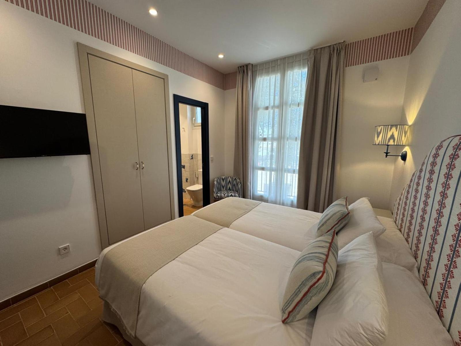 Hotel Toruno Del Rocio Bagian luar foto
